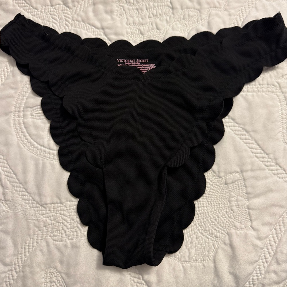 Victoria's Secret Black Scalloped Cheeky Bikini Bottom